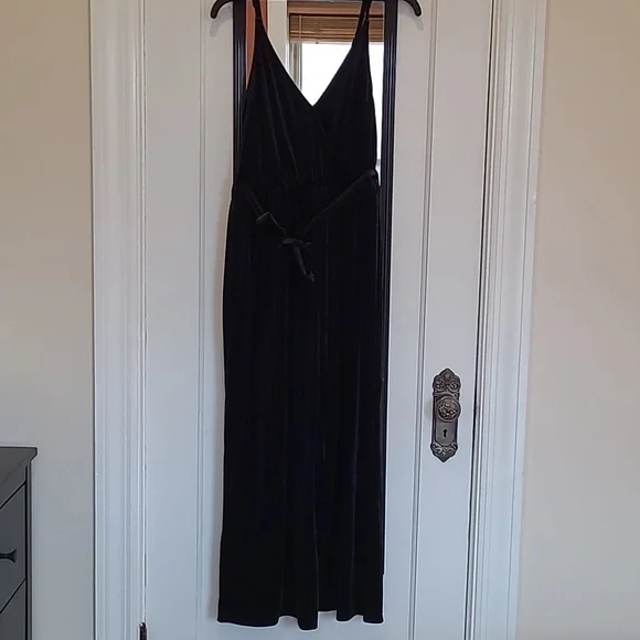 H&M Black Velvet Jumpsuit | Size 10 - Picture 2 of 9